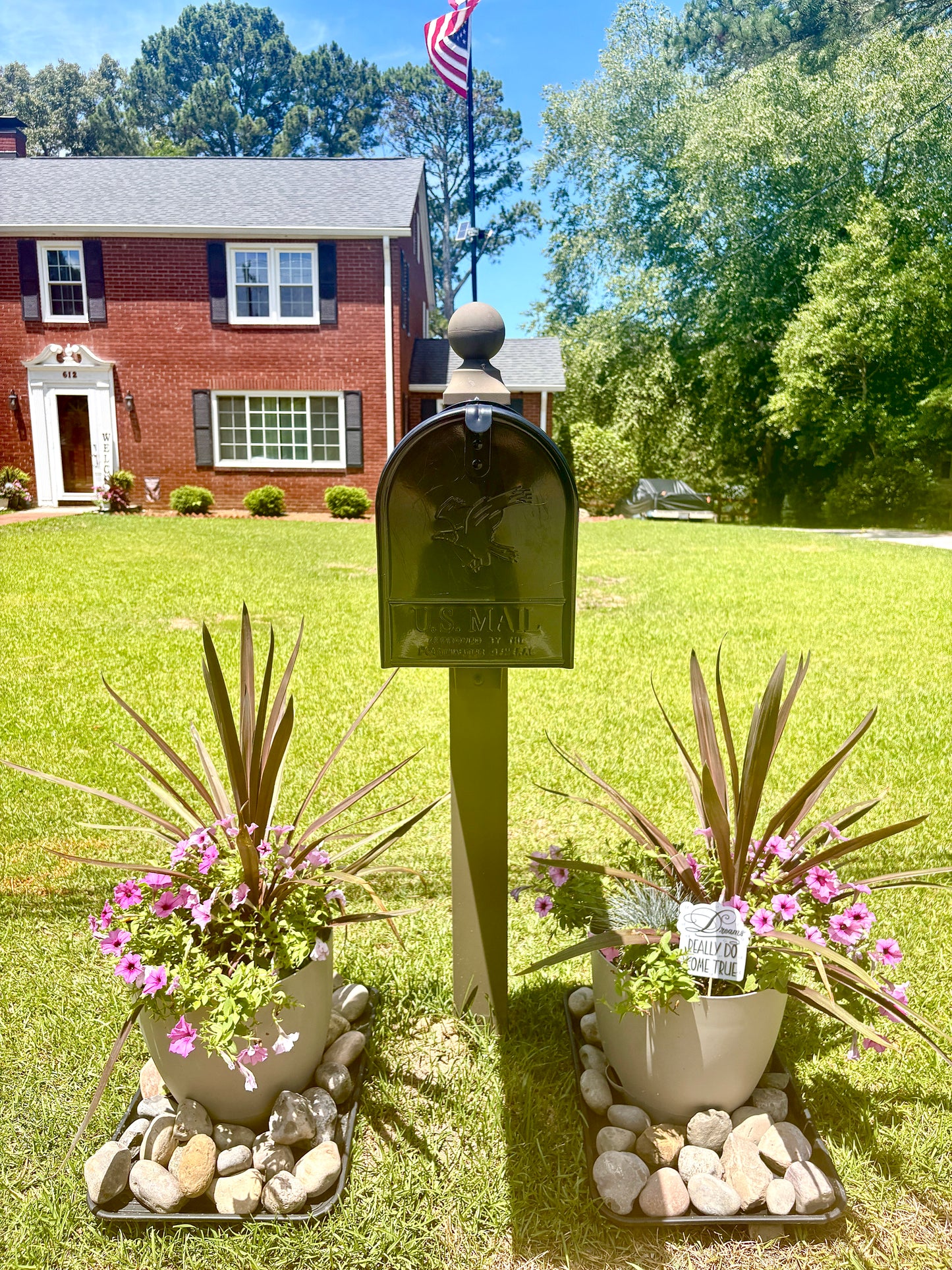 Charming Styling Porch or Mailbox Package